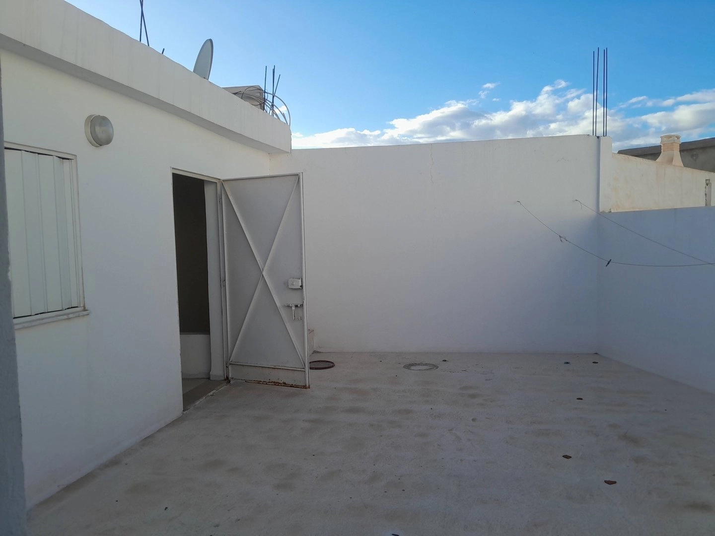 للبيع بالقيروان علوي ستيل امريكان بحومة سيدي سعد - 2